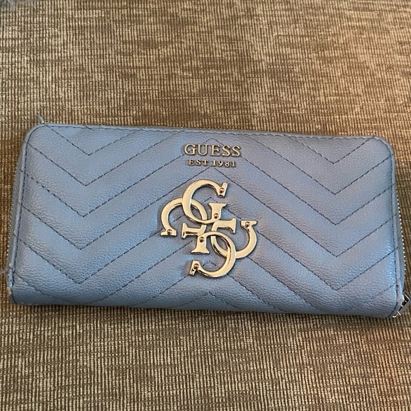 One of a kind Baby Blue Chevron Guess Wallet - Picture 2 of 7